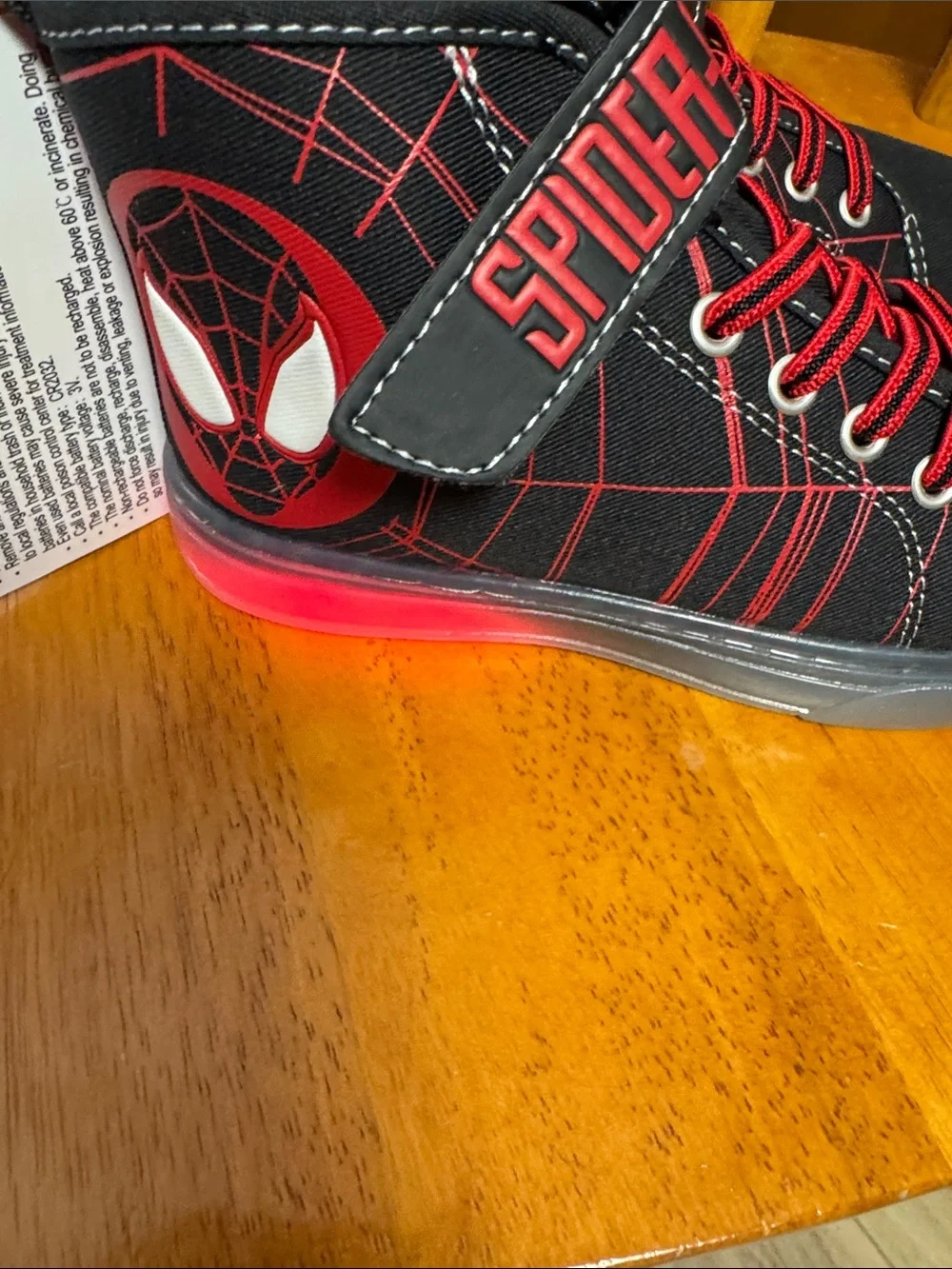 Marvel NWT 13 Spiderman LIGHT UP Kids Black and Red Web-Print High-Tops